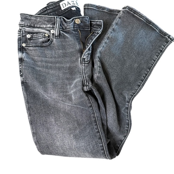 Gray Straight Jeans with Classic Fit and Timeless Style - Picture 1 of 5